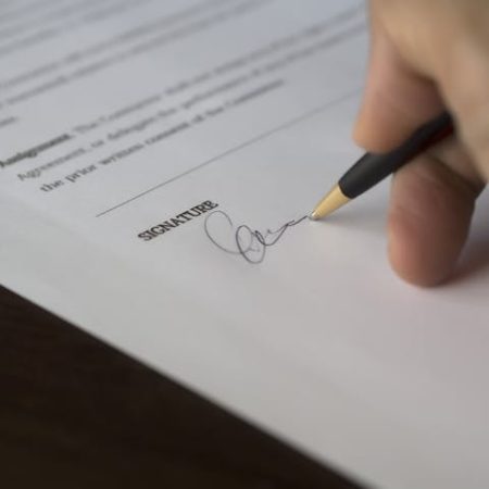 avocat en droit des contrats